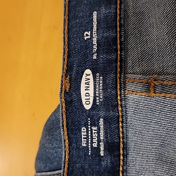 Old Navy Denim Shorts - Picture 7 of 8